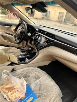 تۆیۆتا کامری